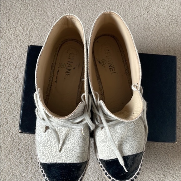 2015 CHANEL espadrille shoes - Karl Lagerfeld Cruise Collection - Picture 6 of 10